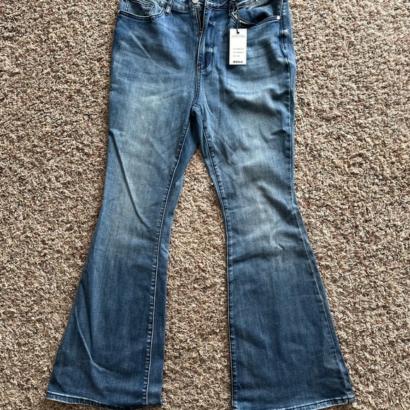 Judy Blue Medium Blue Flare Jeans - Picture 2 of 4